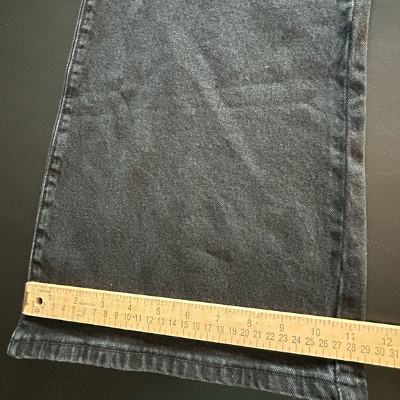 Universal Thread Womens HighRise Flared Leg Black Wash Comfort waist size 16Long - Picture 11 of 11